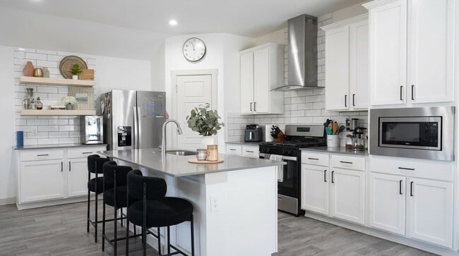 Building Photo - 12918 Wempe Wy