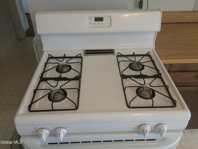 Building Photo - 19 120th St