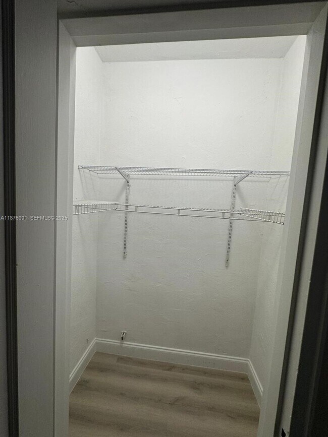 Building Photo - 320 80th St