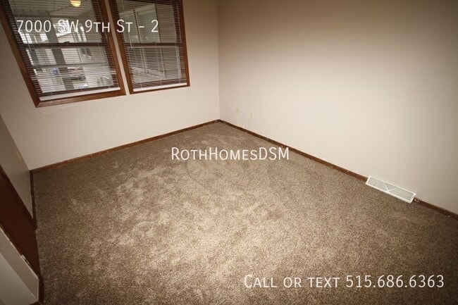 Building Photo - 7000 SW 9th St