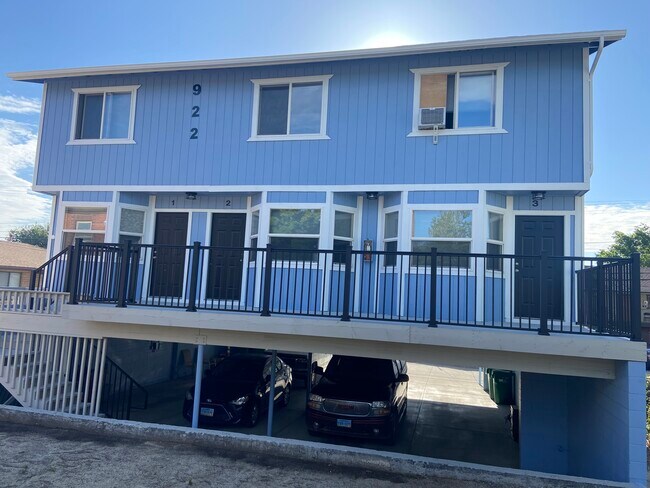 Building Photo - 922 Plumas St