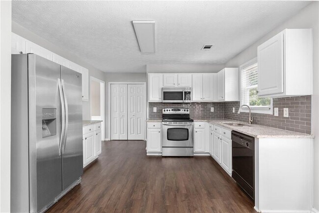 Building Photo - 1616 Amhearst Oaks Ct