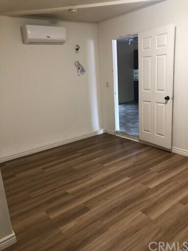 Building Photo - 896 W Commercial St