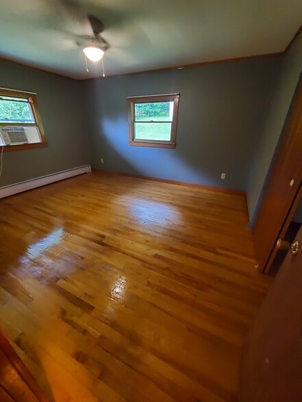 Bedroom 3 - 519 Lancaster Rd