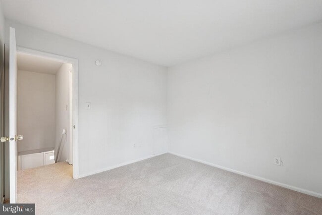 Building Photo - 5450 Lighthouse Ln