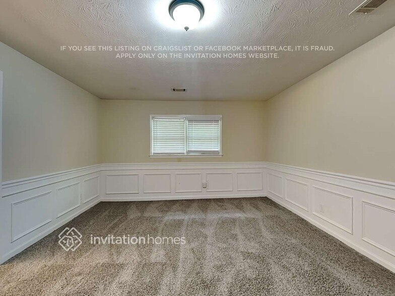 Building Photo - 1760 Deer Run Dr SW