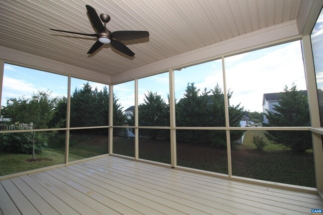 Building Photo - 121 Bryant Dr