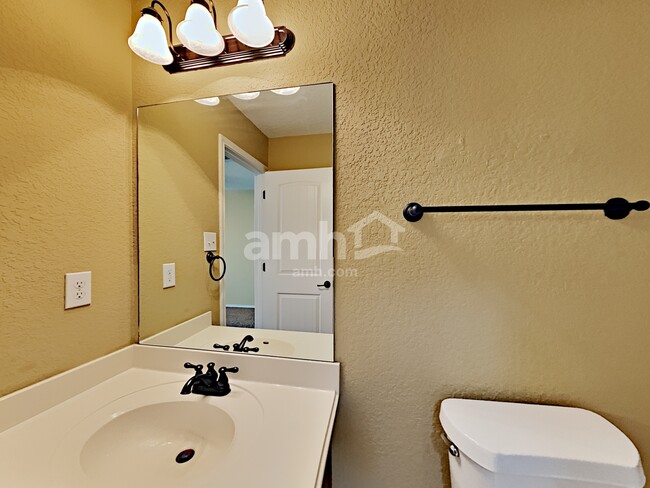 Building Photo - 8410 Apache Bend