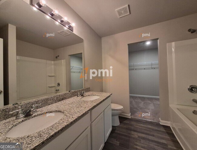 Building Photo - 1208 Christy Ct