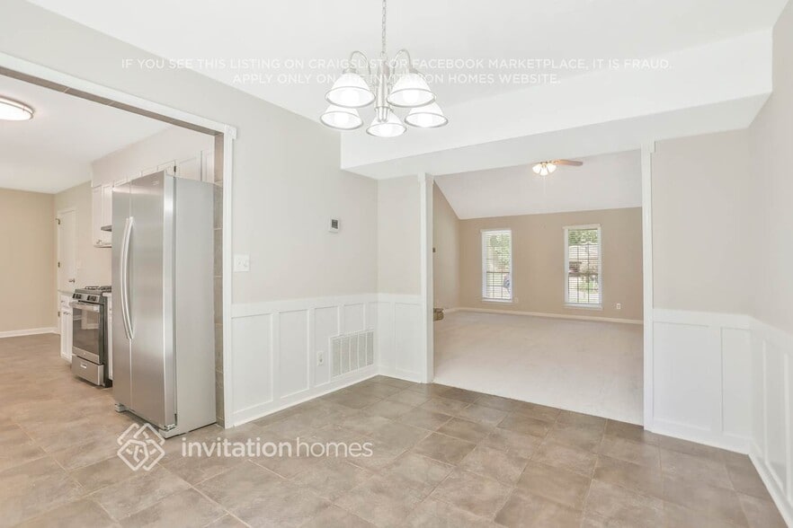 Building Photo - 1356 Gray Rock Dr