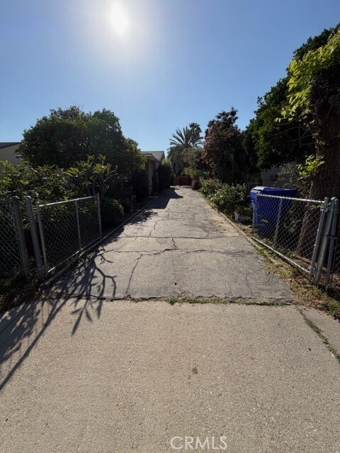 Building Photo - 5243 Acacia St