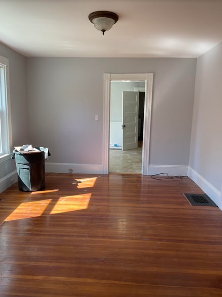 Building Photo - 22 Union St