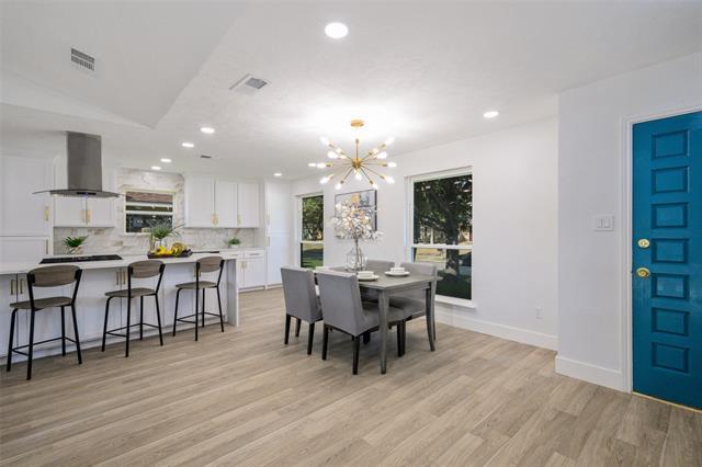Building Photo - 2400 Bengal Ln