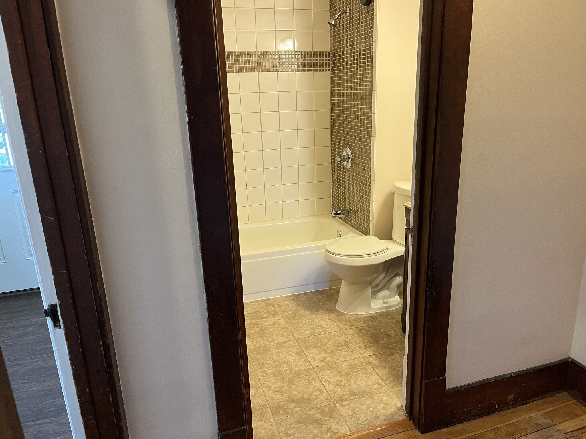 Building Photo - 720 Bellefonte Avenue