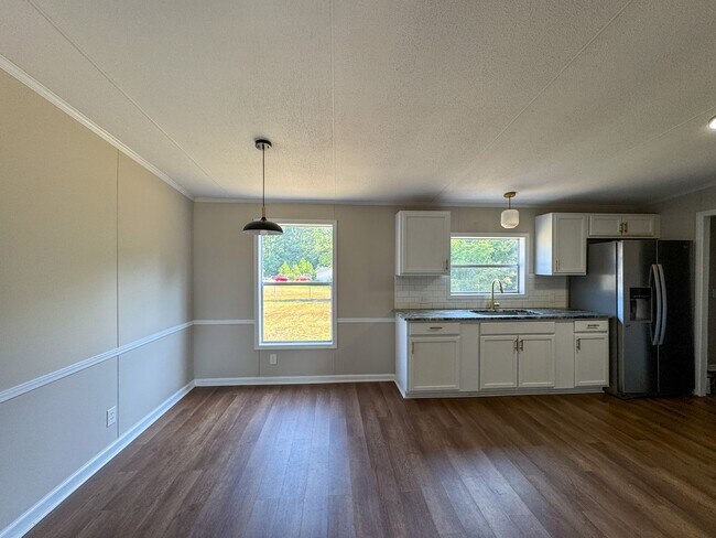Building Photo - 4809 Backbay Rd
