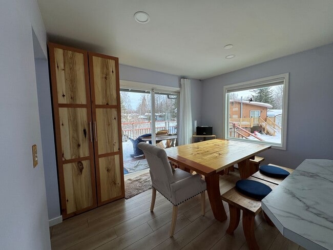 Building Photo - 3923 Pawn Pl