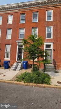 Building Photo - 1531 Argyle Ave