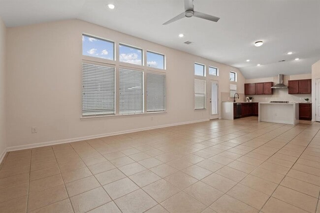 Building Photo - 16422 Sheffield Run Dr