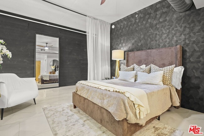 Building Photo - 1111 S Grand Ave