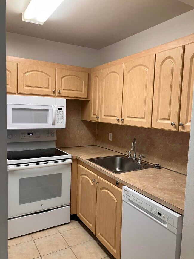 Building Photo - 259 Sheffield K