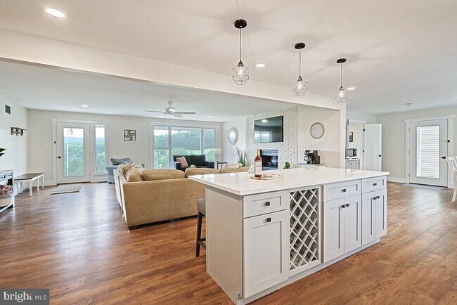 Building Photo - 790 Bendersville Wenksville Rd