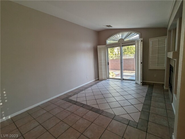 Building Photo - 10500 White Heath Ct