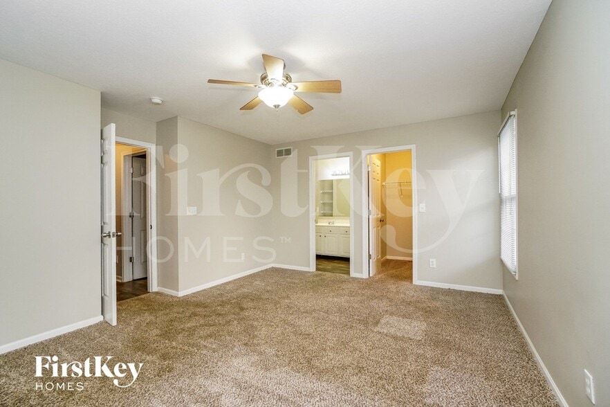 Building Photo - 2673 Cross Creek Ave