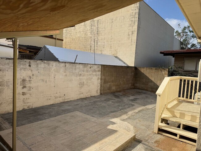 Building Photo - Single Family property on Gulick Ave in walking distance to business district