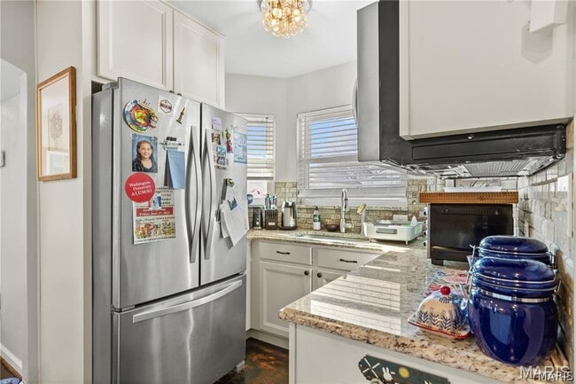 Building Photo - 712 Oak Hollow Ct