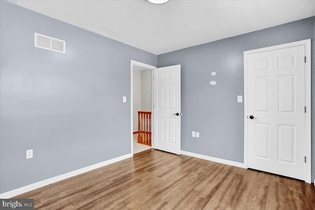 Building Photo - 20 Lehland Dr