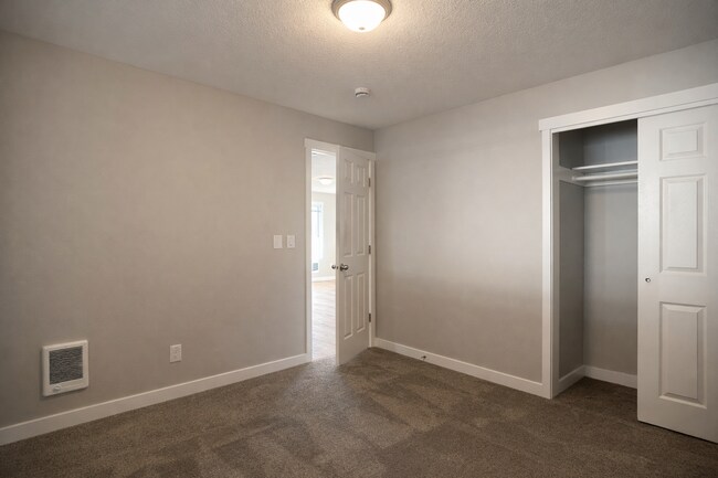 Building Photo - 3000 O St