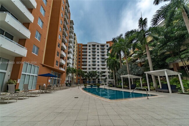 Building Photo - 18800 NE 29th Ave