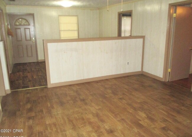 Building Photo - 139 Kraft Ave