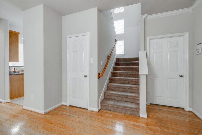 Building Photo - 1142 Glenwood Canyon Ln