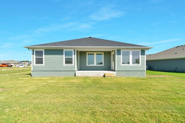 Building Photo - Brand-New 3 Bedroom Home in Prairie Grove! Move-in Ready!