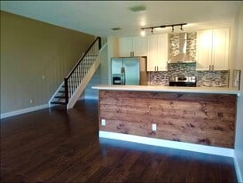 Building Photo - 12836 Woodmill Dr