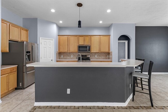 Building Photo - 6439 Stone Landing Ln