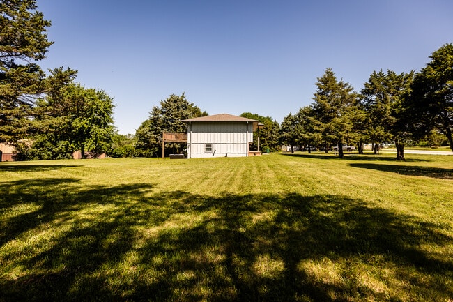 Building Photo - 3409 Cedar Ln