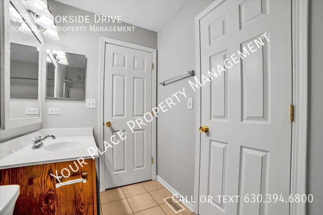 Building Photo - 475 Brookside Dr
