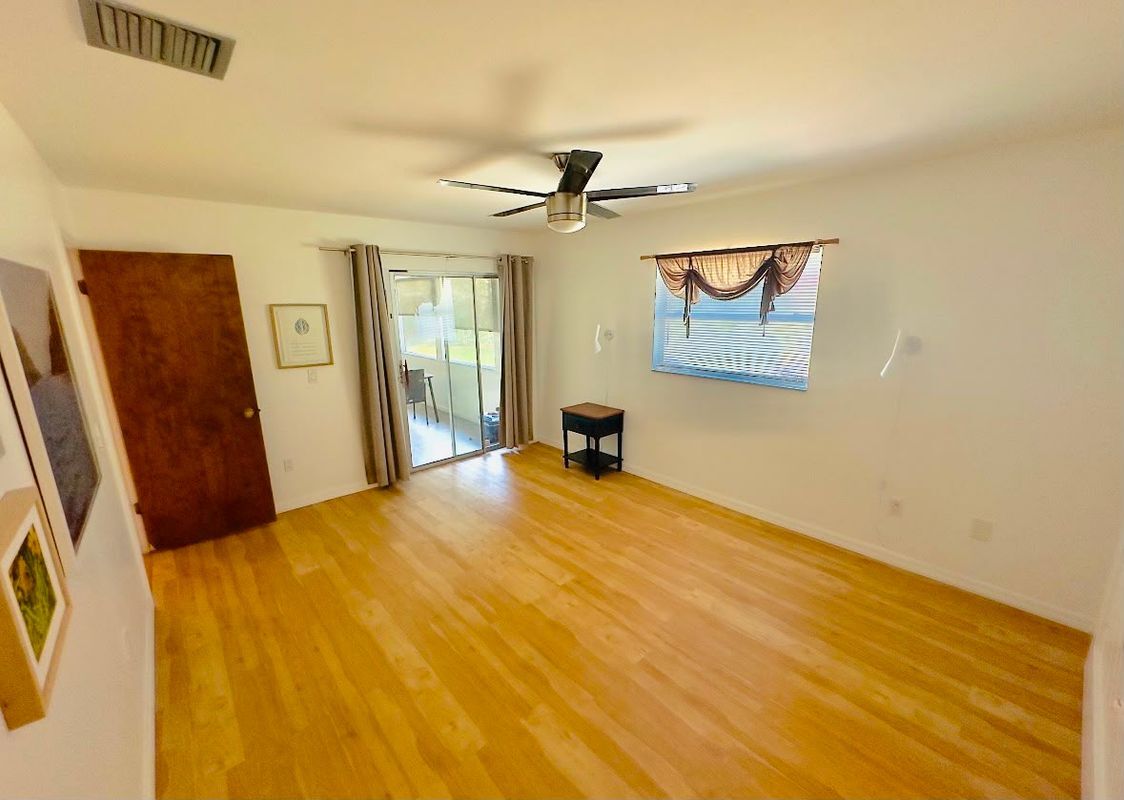 Building Photo - 104 Hartwood St