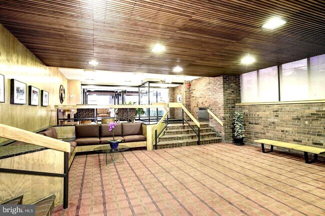 Building Photo - 1140 23rd St NW