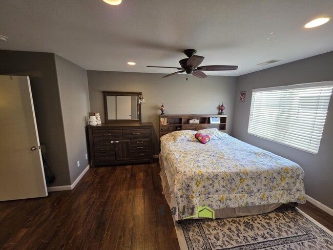 Building Photo - 1439 Trouville Ln