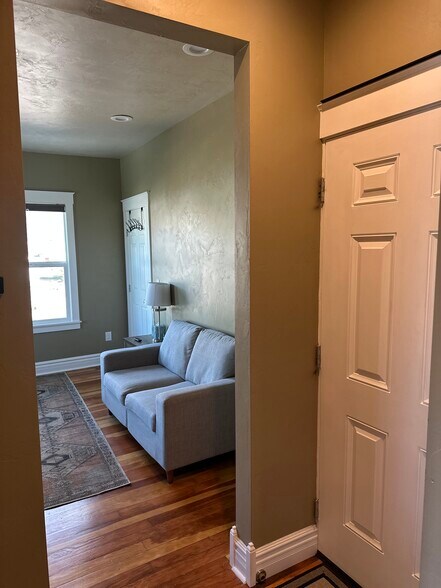 Building Photo - 1309 Michigan Ave