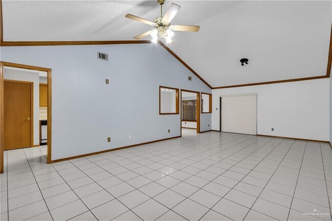 Building Photo - 15 N 21st St