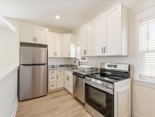 Building Photo - A great place to stay that is a nice and c...