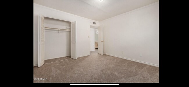 Building Photo - 4341 W Solano Dr N