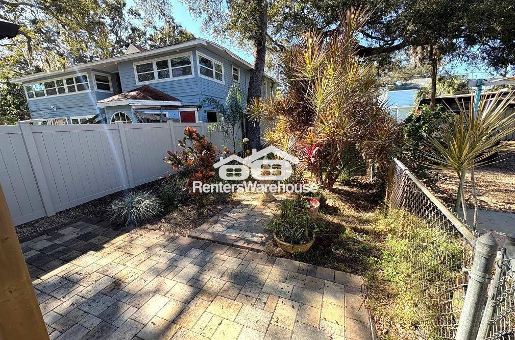 Building Photo - 3025 50th St S