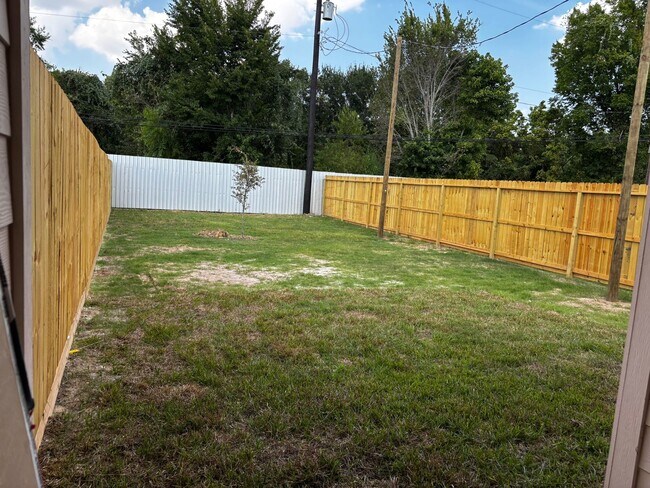 Building Photo - 7745 Swiftwater Ln