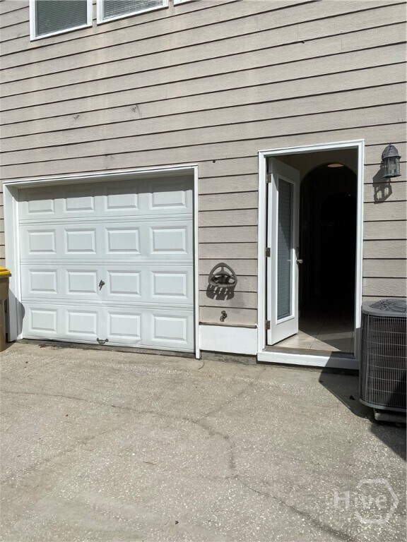 Building Photo - 107 Moonlight Trail