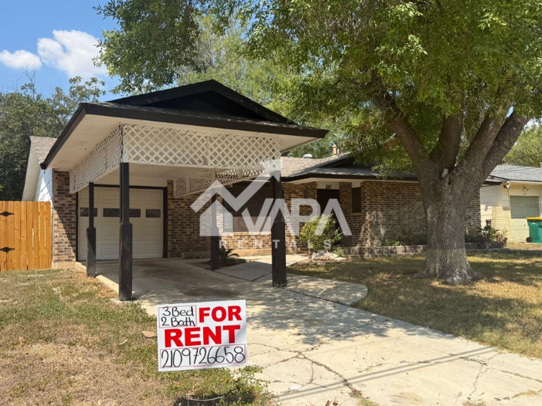 Primary Photo - 217 Avenue E